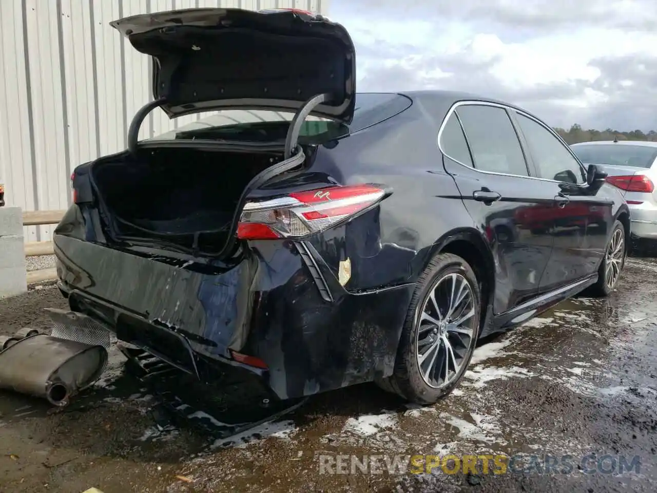 9 Photograph of a damaged car 4T1B11HK0KU817364 TOYOTA CAMRY 2019