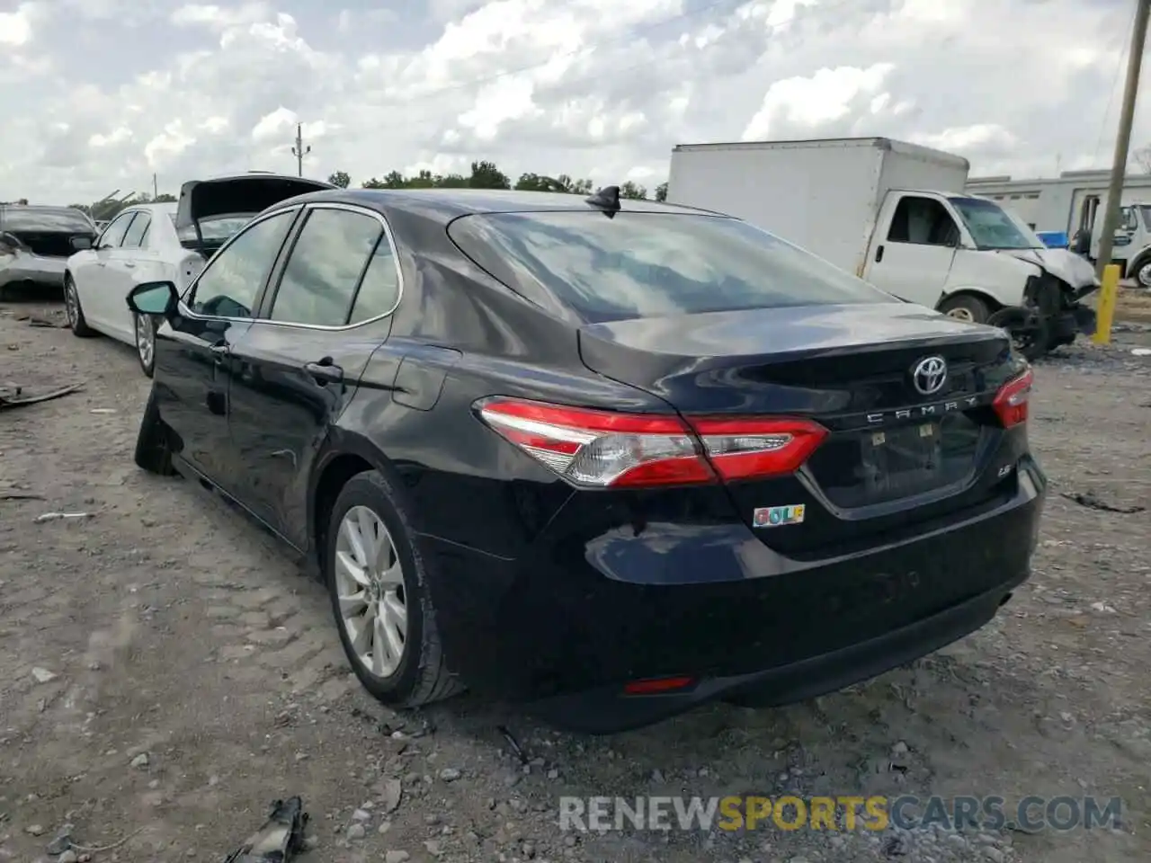 3 Photograph of a damaged car 4T1B11HK0KU820829 TOYOTA CAMRY 2019