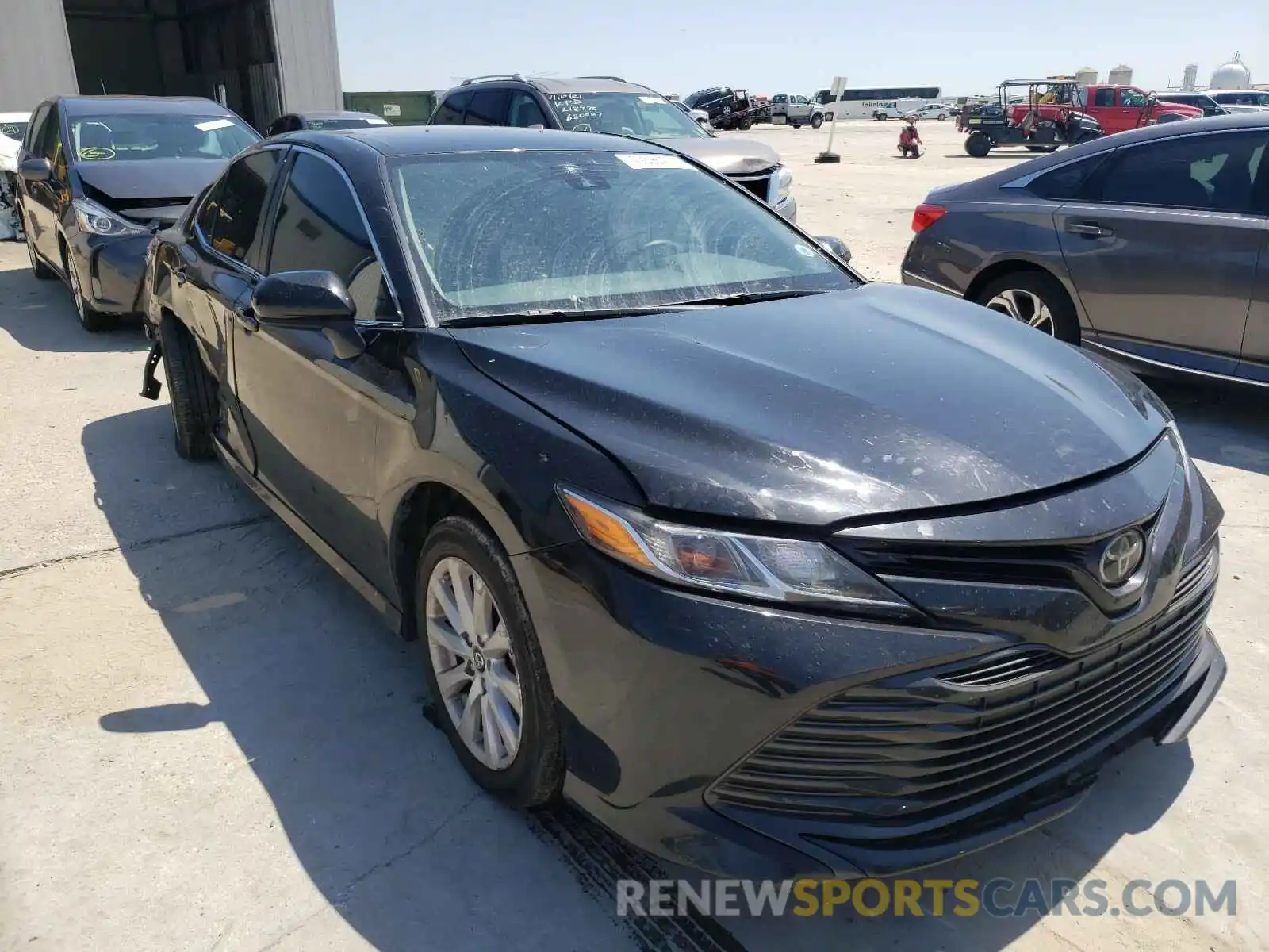 1 Photograph of a damaged car 4T1B11HK0KU822967 TOYOTA CAMRY 2019