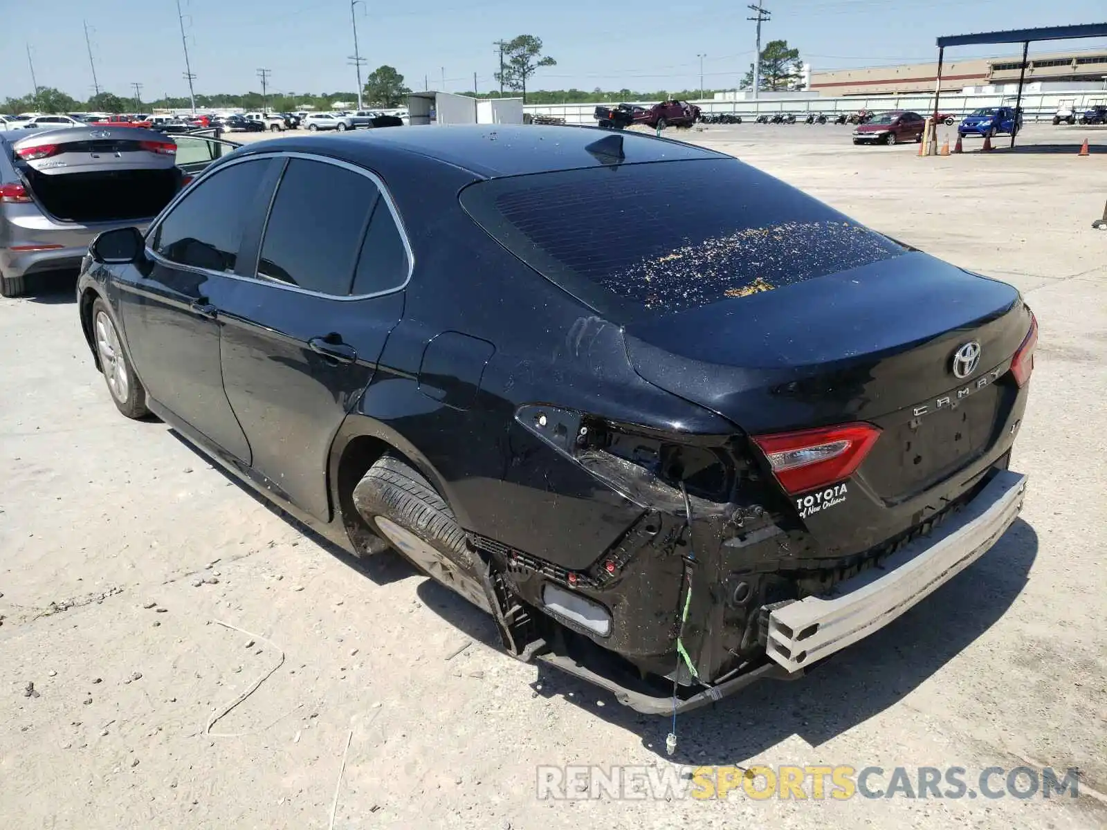 3 Photograph of a damaged car 4T1B11HK0KU822967 TOYOTA CAMRY 2019