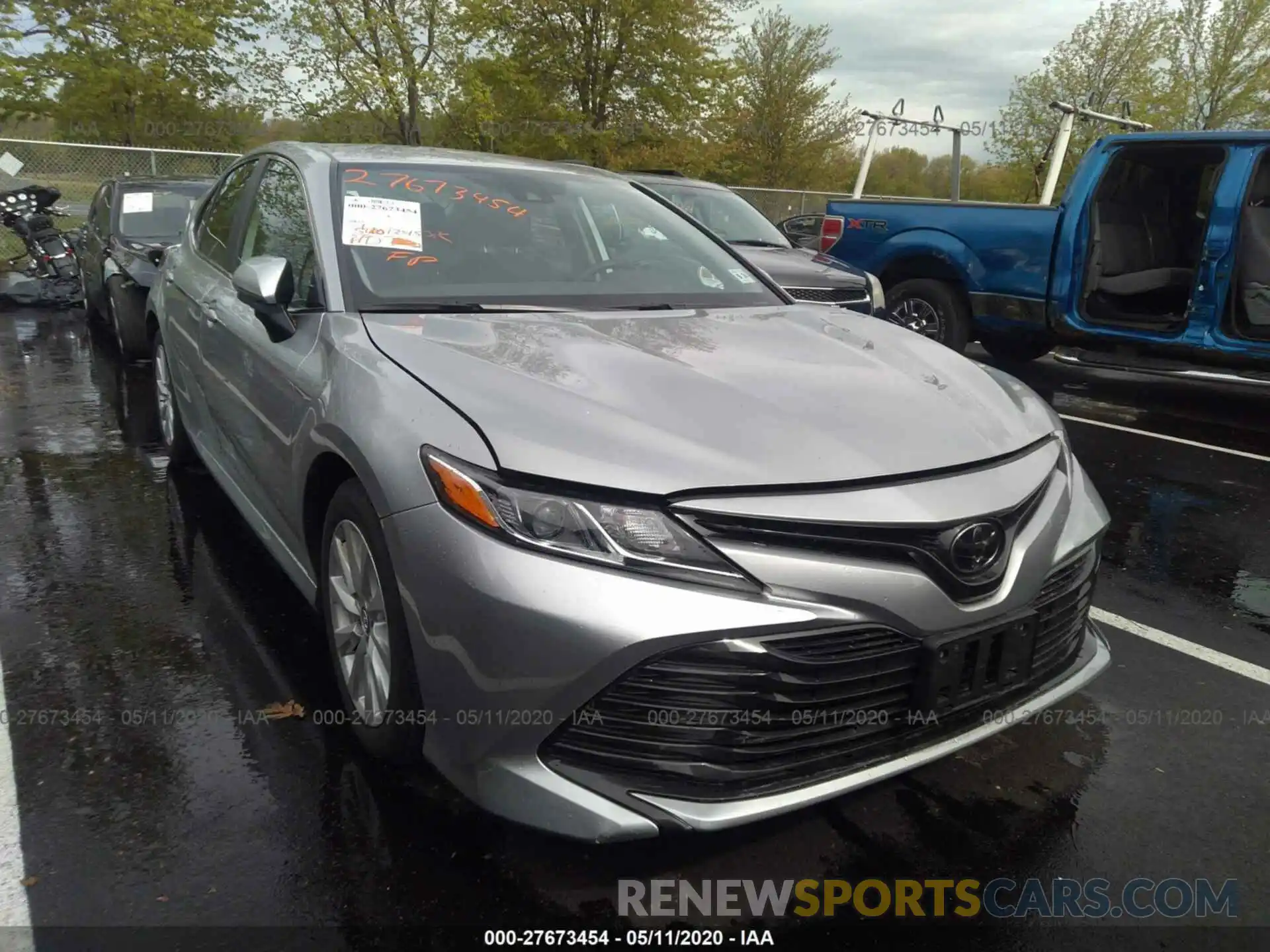 1 Photograph of a damaged car 4T1B11HK0KU823150 TOYOTA CAMRY 2019