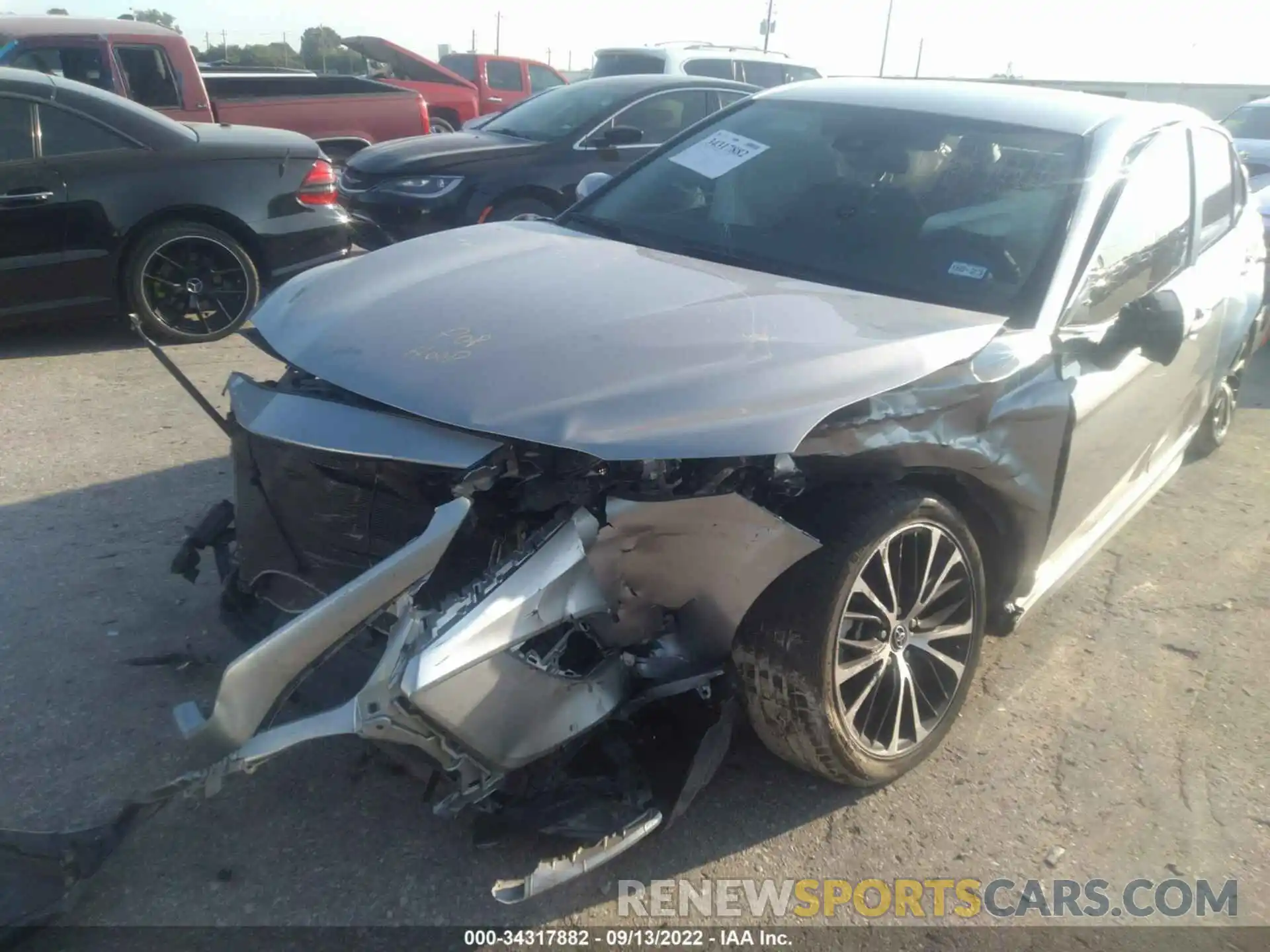 6 Photograph of a damaged car 4T1B11HK0KU823553 TOYOTA CAMRY 2019