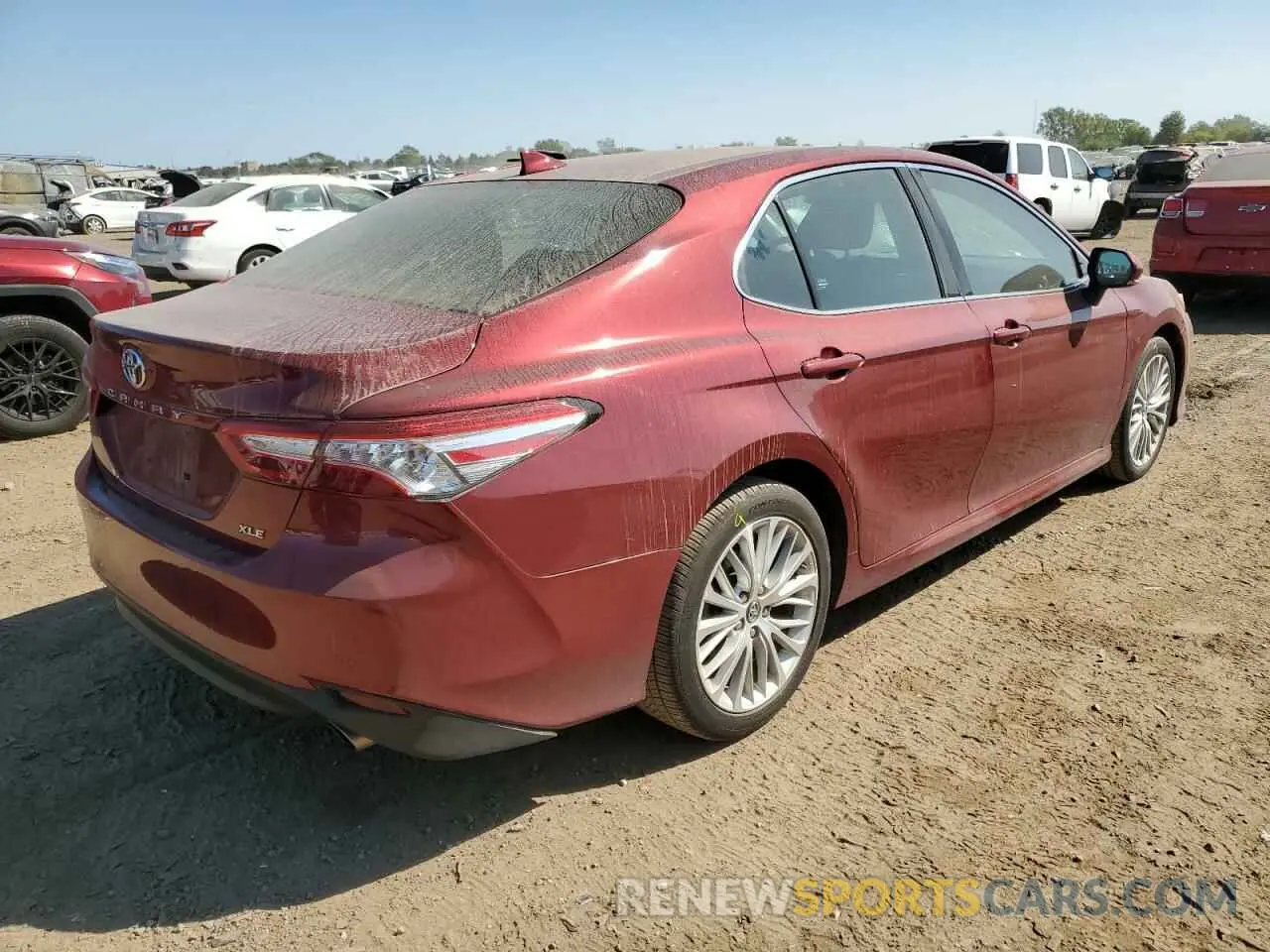 3 Photograph of a damaged car 4T1B11HK0KU824301 TOYOTA CAMRY 2019