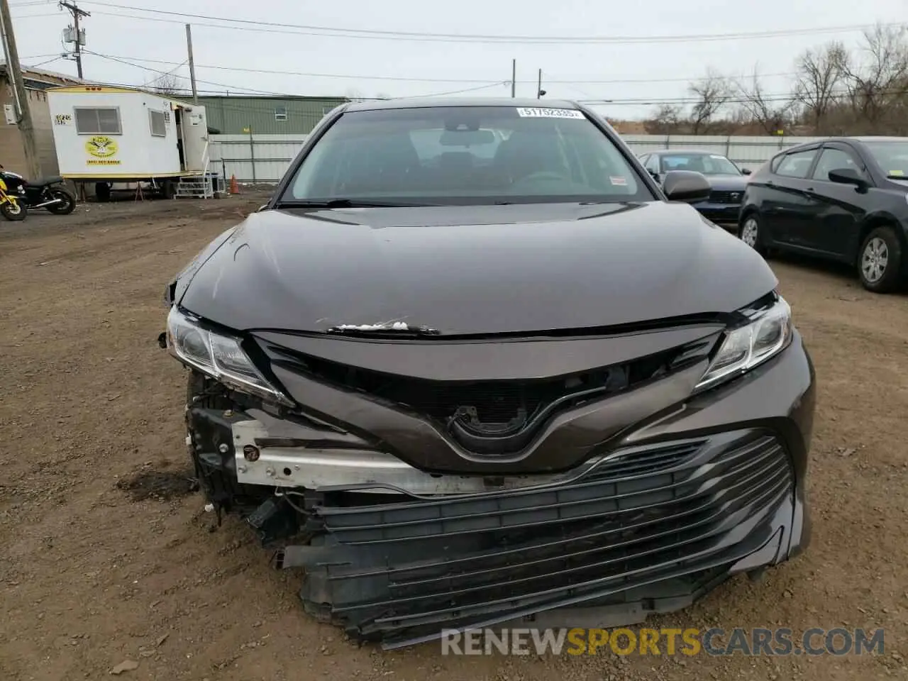 5 Photograph of a damaged car 4T1B11HK0KU825545 TOYOTA CAMRY 2019