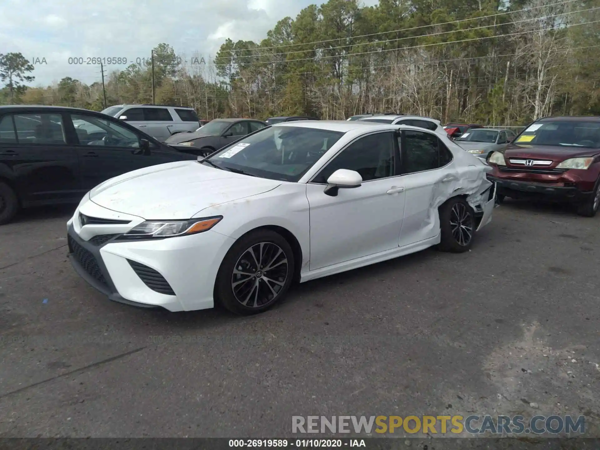 2 Photograph of a damaged car 4T1B11HK0KU826212 TOYOTA CAMRY 2019