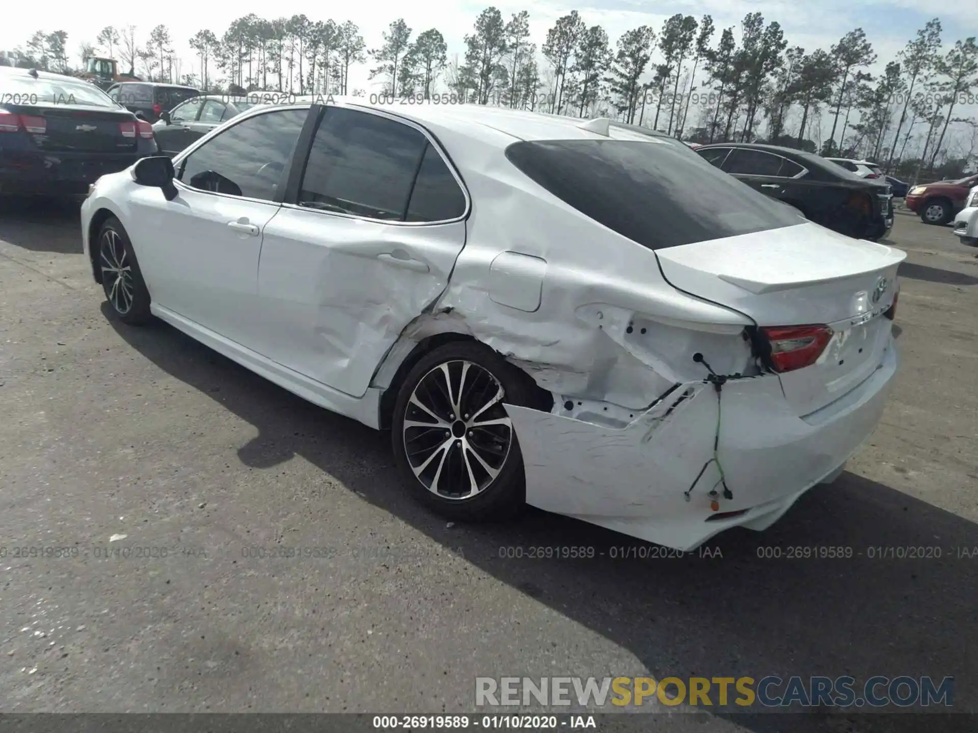 6 Photograph of a damaged car 4T1B11HK0KU826212 TOYOTA CAMRY 2019