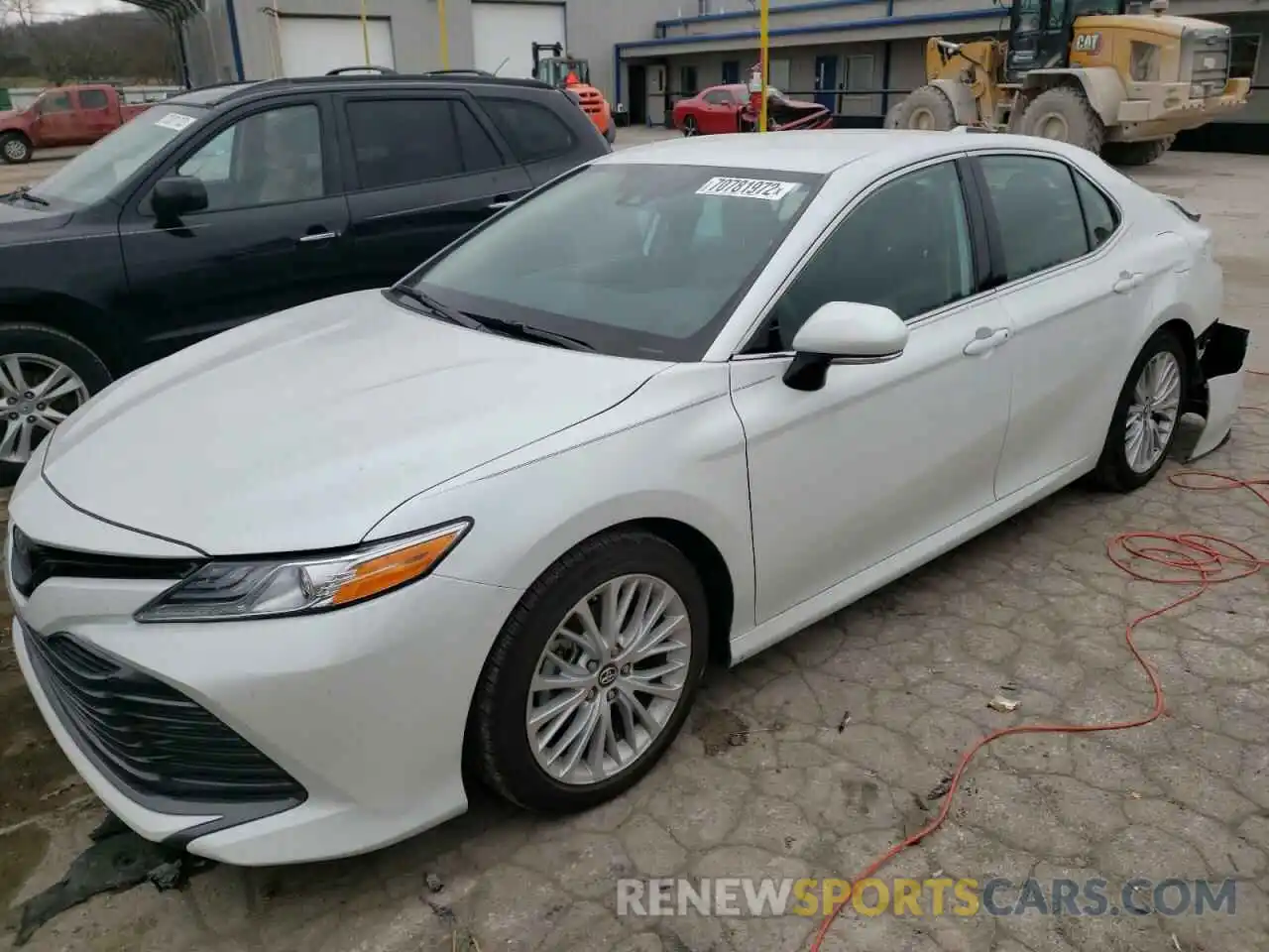 1 Photograph of a damaged car 4T1B11HK0KU827196 TOYOTA CAMRY 2019