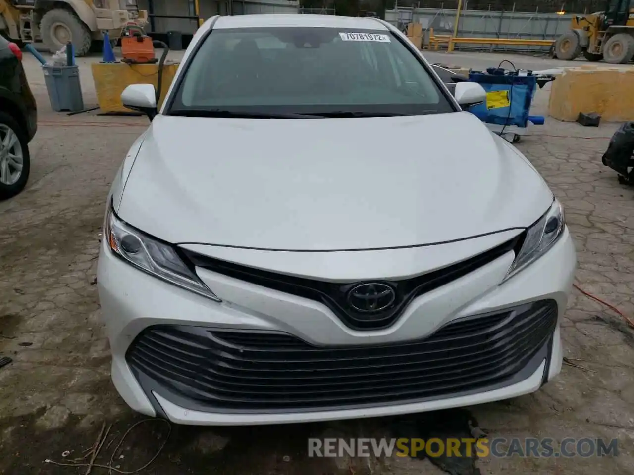 5 Photograph of a damaged car 4T1B11HK0KU827196 TOYOTA CAMRY 2019