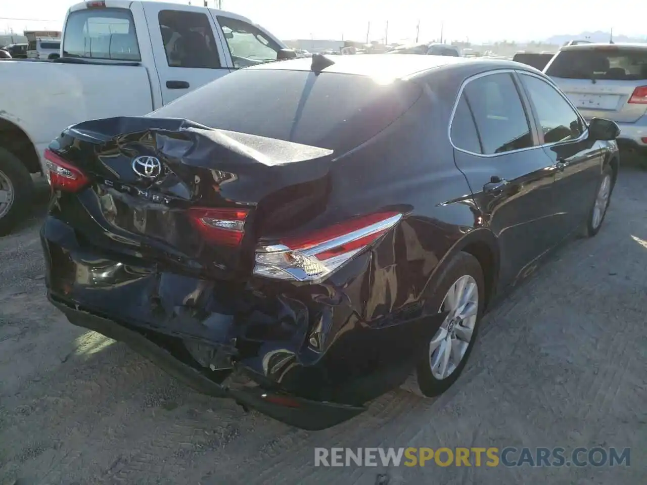 4 Photograph of a damaged car 4T1B11HK0KU827554 TOYOTA CAMRY 2019