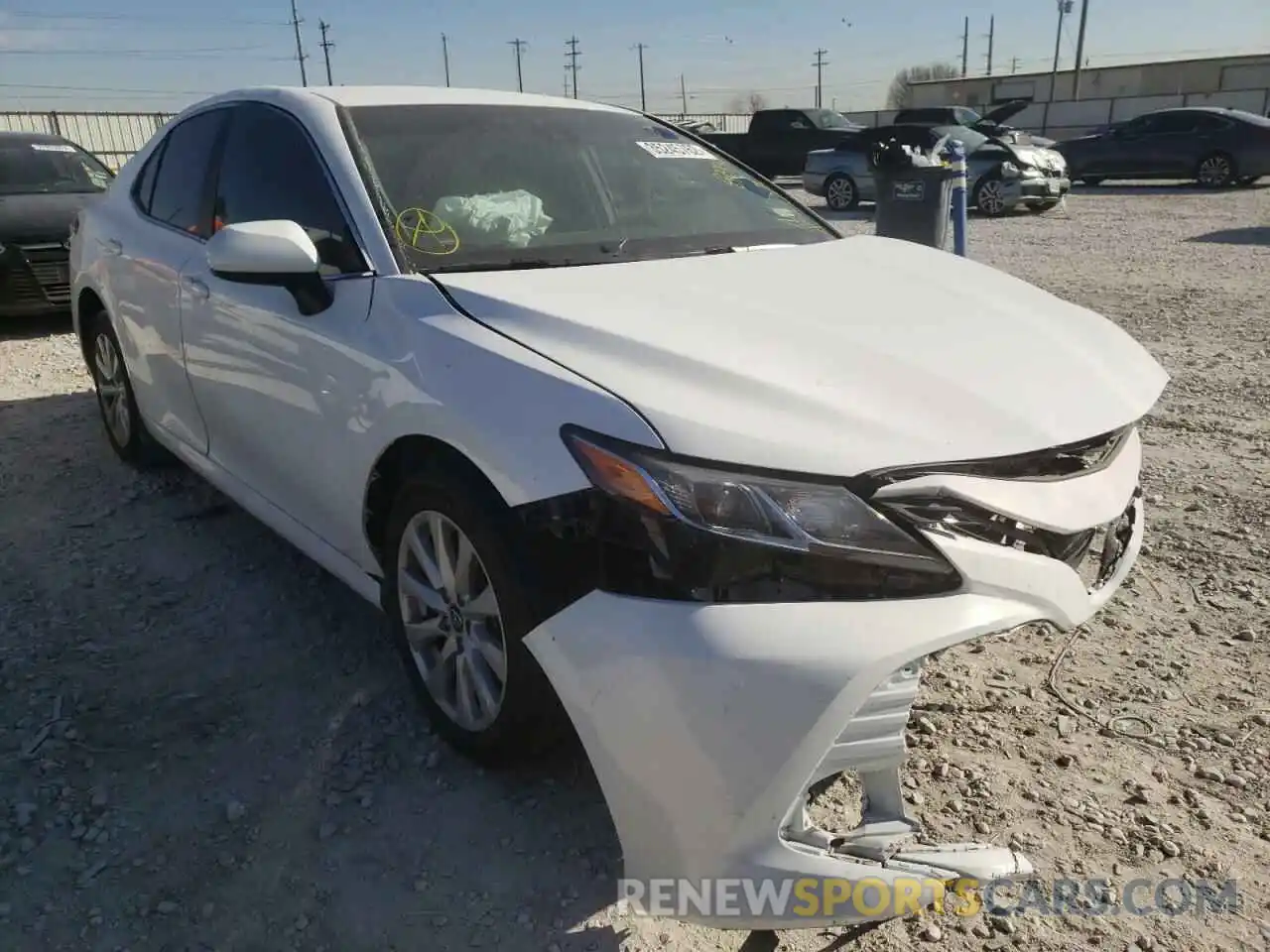 1 Photograph of a damaged car 4T1B11HK0KU829319 TOYOTA CAMRY 2019