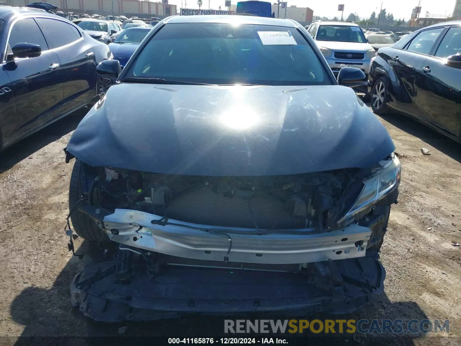 13 Photograph of a damaged car 4T1B11HK0KU830485 TOYOTA CAMRY 2019