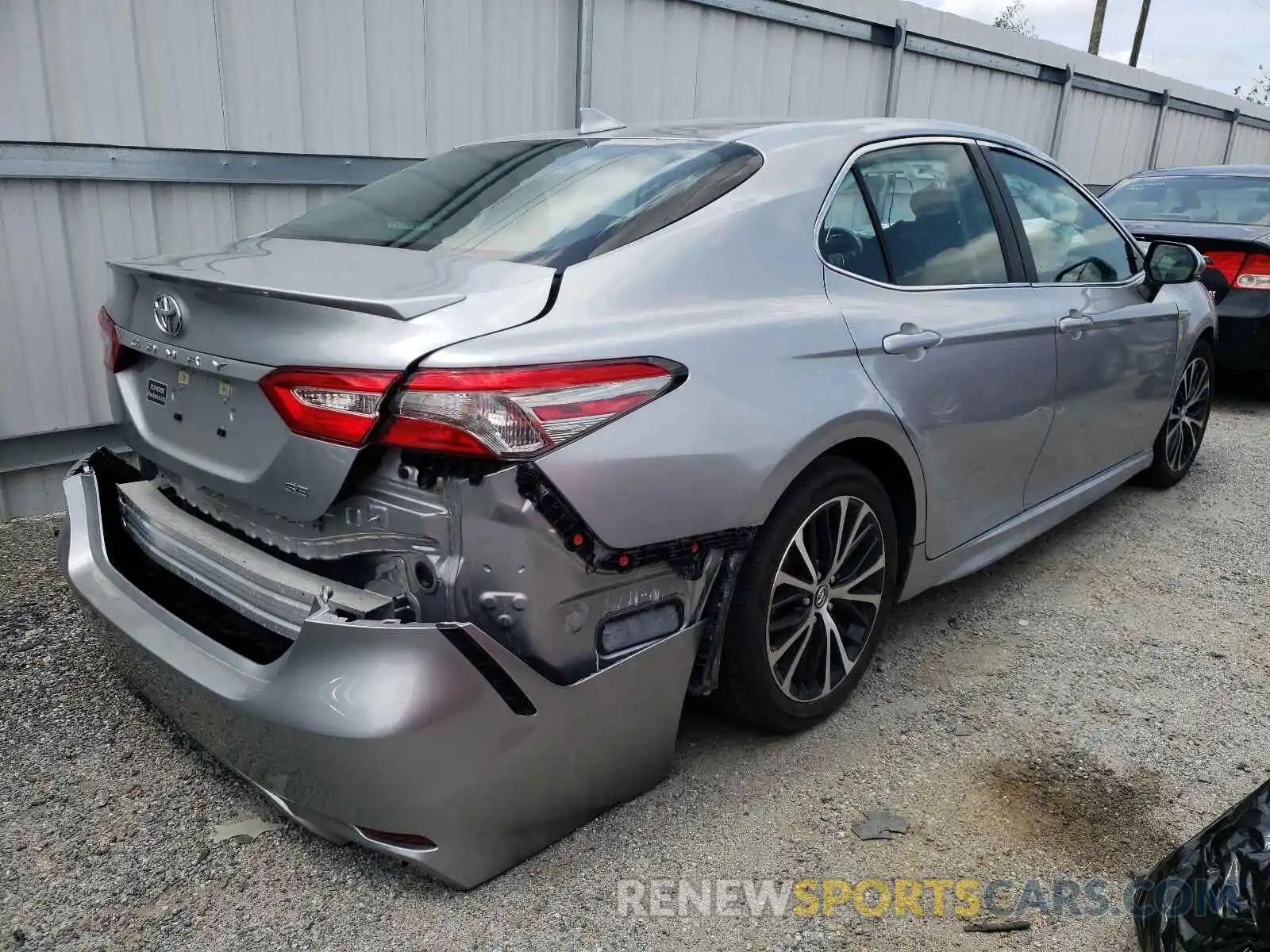 4 Photograph of a damaged car 4T1B11HK0KU831765 TOYOTA CAMRY 2019