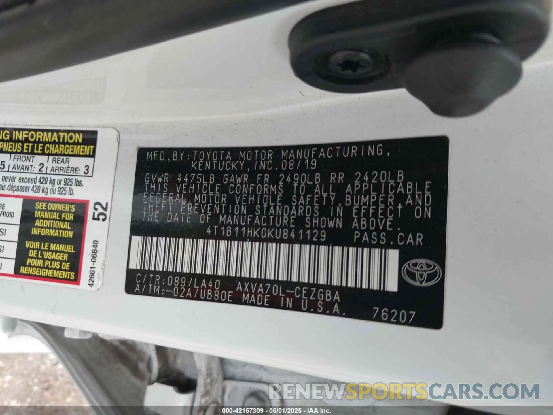9 Photograph of a damaged car 4T1B11HK0KU841129 TOYOTA CAMRY 2019