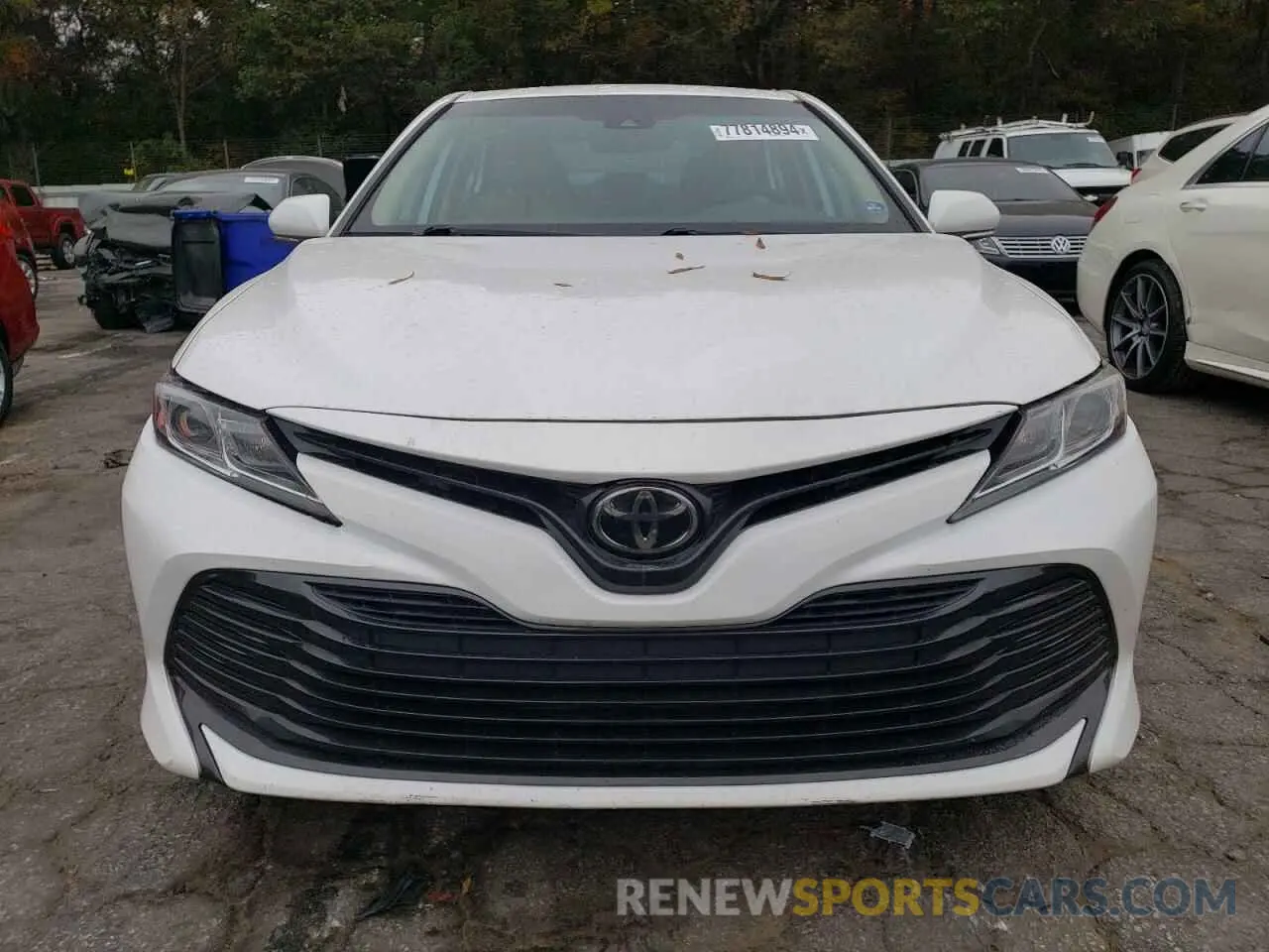 5 Photograph of a damaged car 4T1B11HK0KU842801 TOYOTA CAMRY 2019