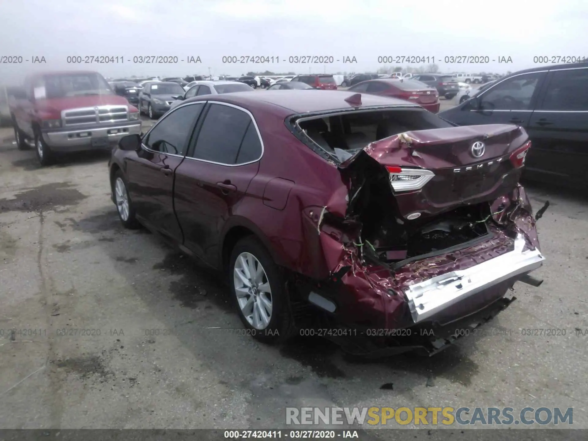 3 Photograph of a damaged car 4T1B11HK0KU844886 TOYOTA CAMRY 2019