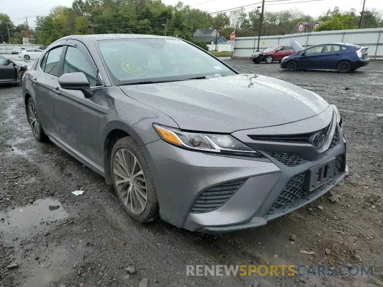 1 Photograph of a damaged car 4T1B11HK0KU846086 TOYOTA CAMRY 2019