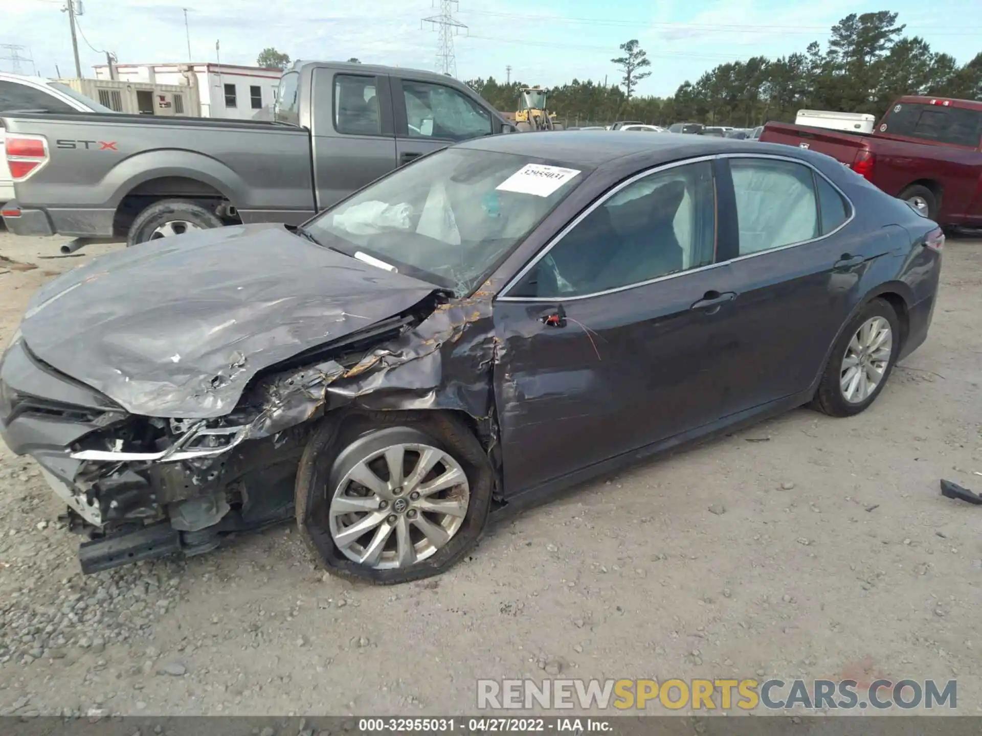 2 Photograph of a damaged car 4T1B11HK0KU846265 TOYOTA CAMRY 2019