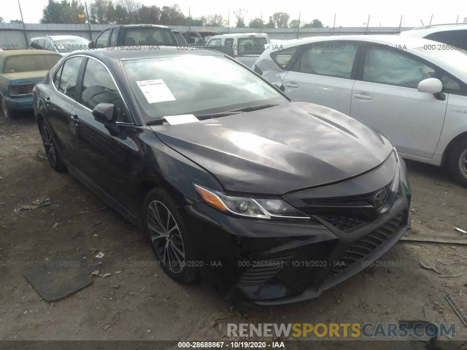 1 Photograph of a damaged car 4T1B11HK0KU846556 TOYOTA CAMRY 2019