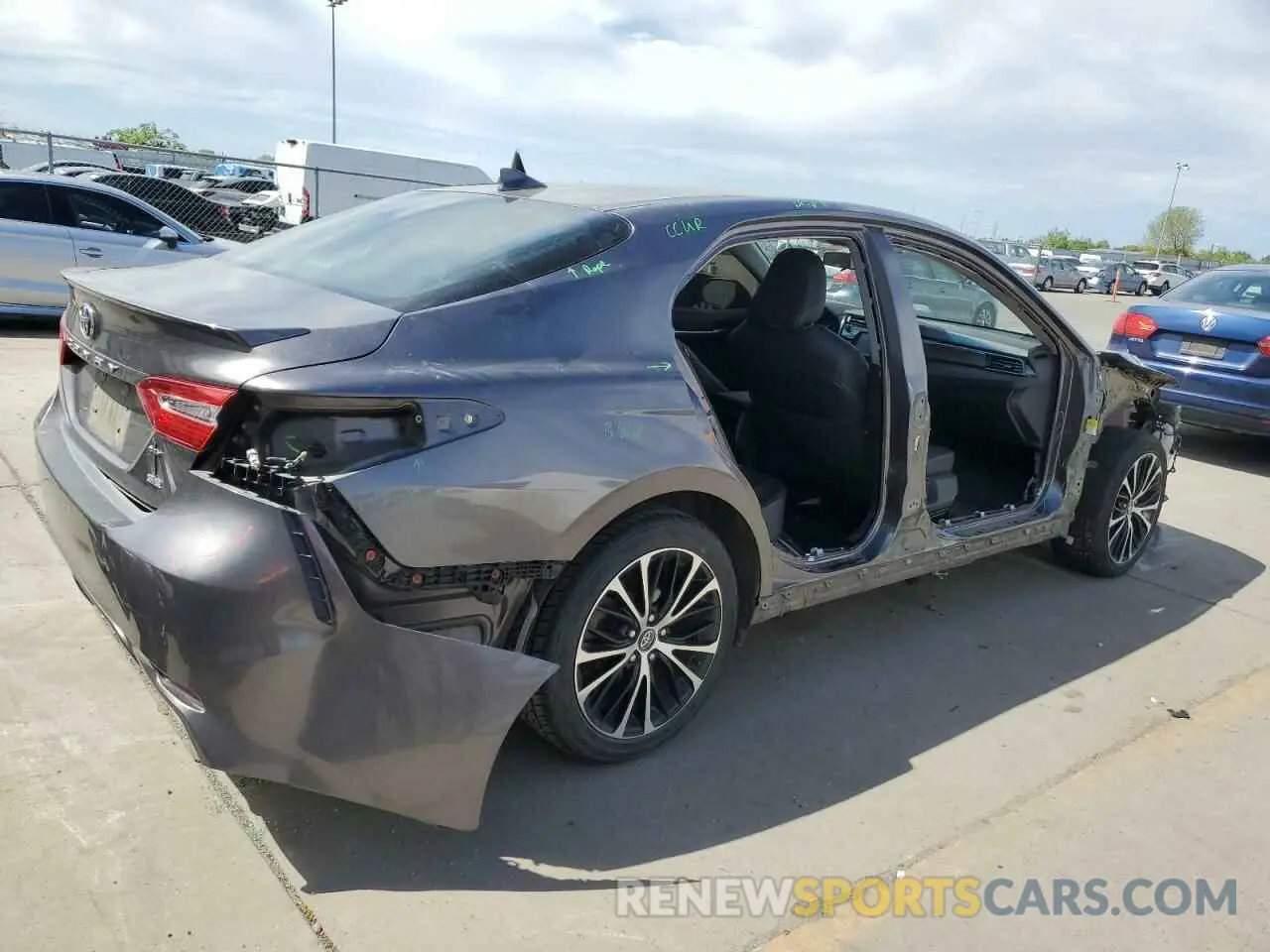3 Photograph of a damaged car 4T1B11HK0KU849277 TOYOTA CAMRY 2019