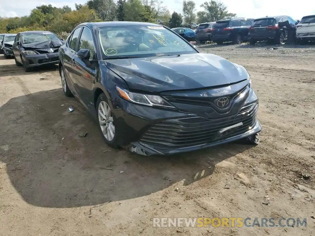 1 Photograph of a damaged car 4T1B11HK0KU850137 TOYOTA CAMRY 2019