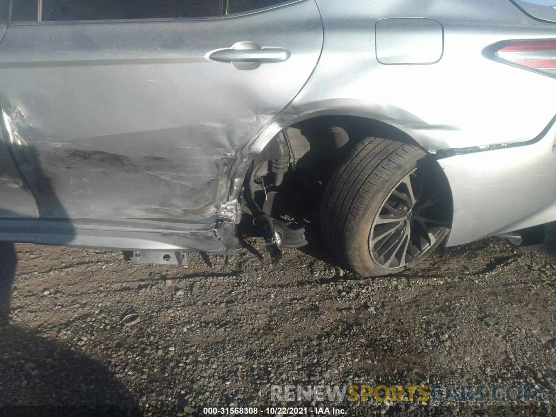 6 Photograph of a damaged car 4T1B11HK0KU850834 TOYOTA CAMRY 2019