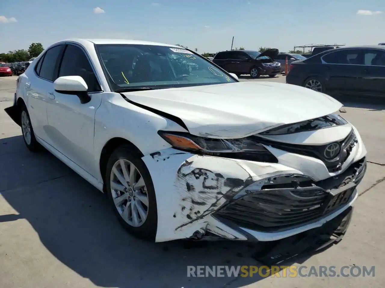 1 Photograph of a damaged car 4T1B11HK0KU856620 TOYOTA CAMRY 2019