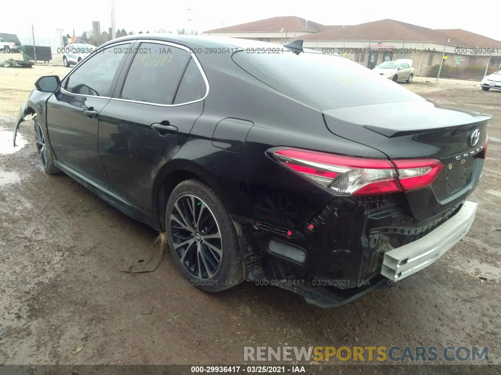 3 Photograph of a damaged car 4T1B11HK1KU165404 TOYOTA CAMRY 2019