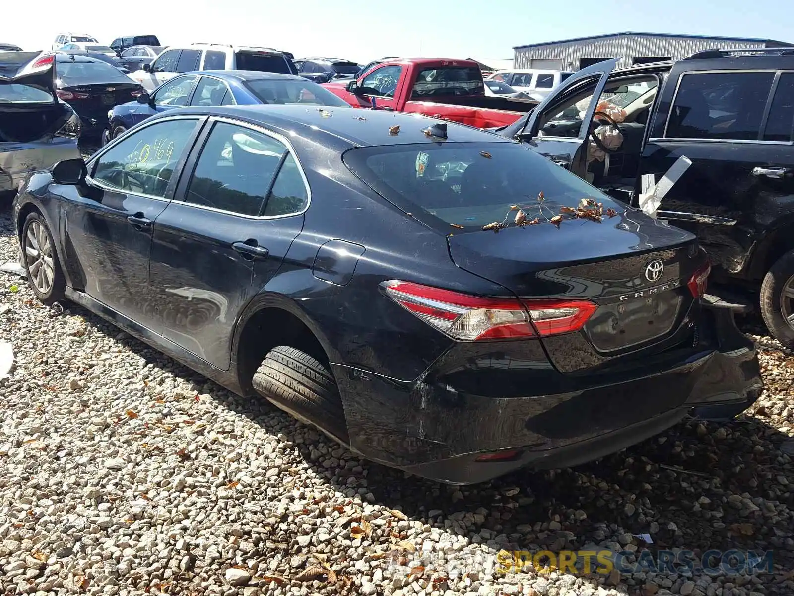 3 Photograph of a damaged car 4T1B11HK1KU165998 TOYOTA CAMRY 2019