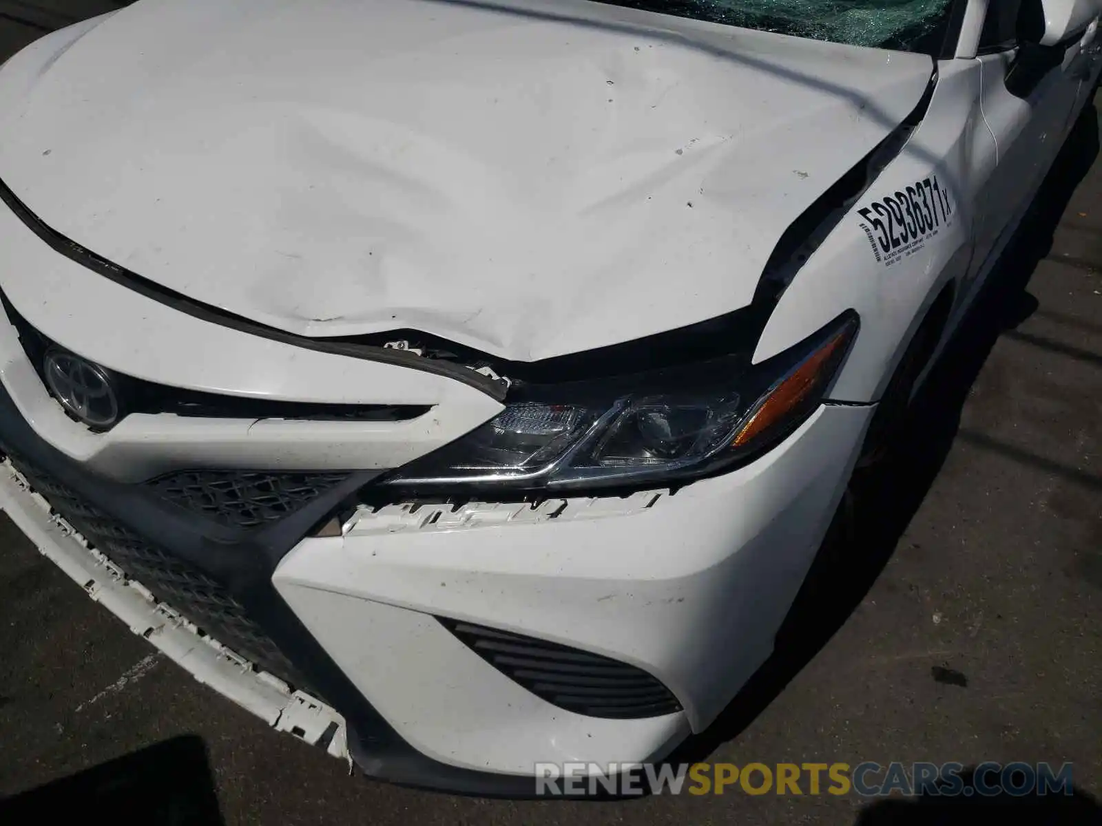 9 Photograph of a damaged car 4T1B11HK1KU167752 TOYOTA CAMRY 2019