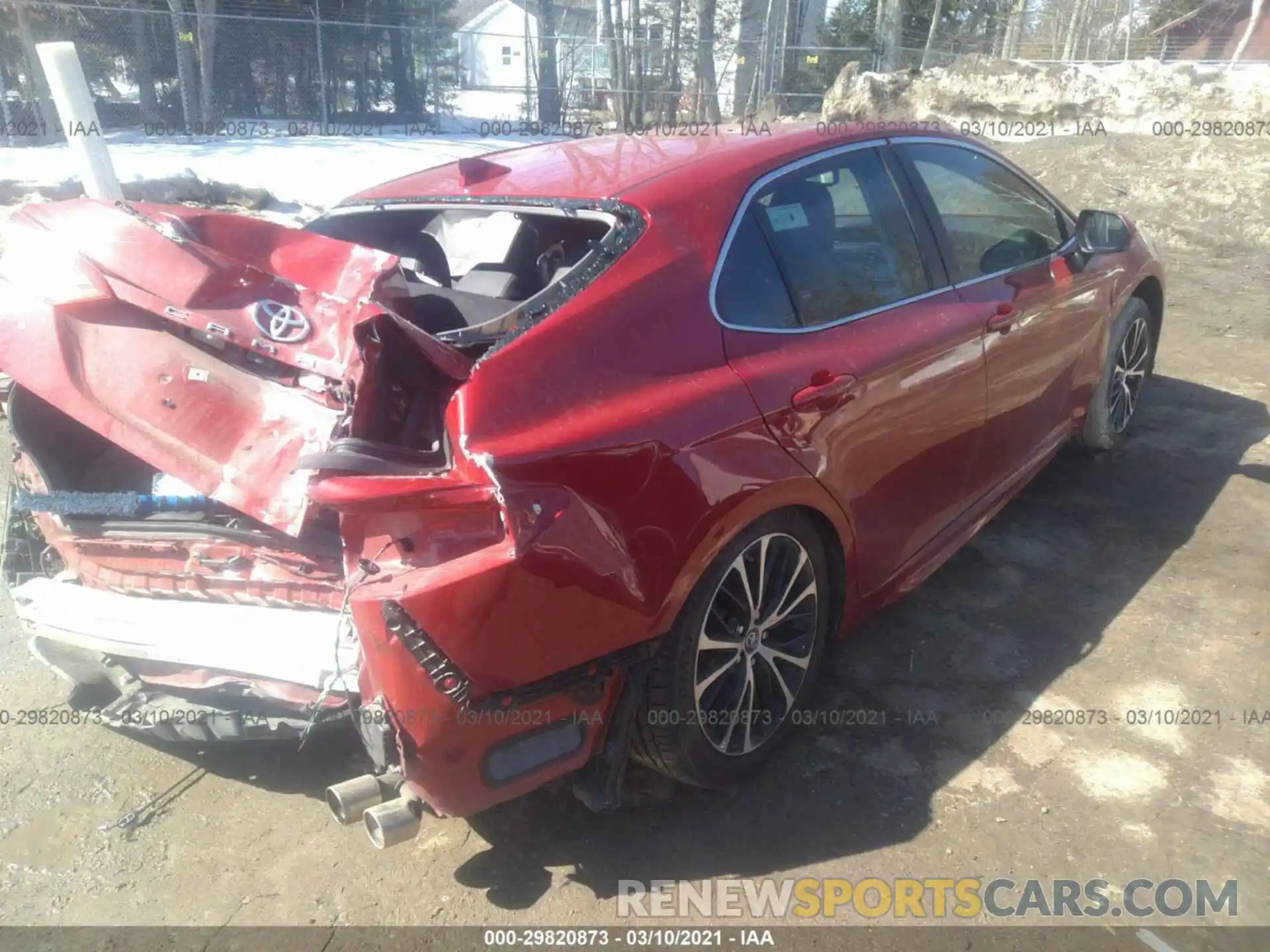 4 Photograph of a damaged car 4T1B11HK1KU170229 TOYOTA CAMRY 2019