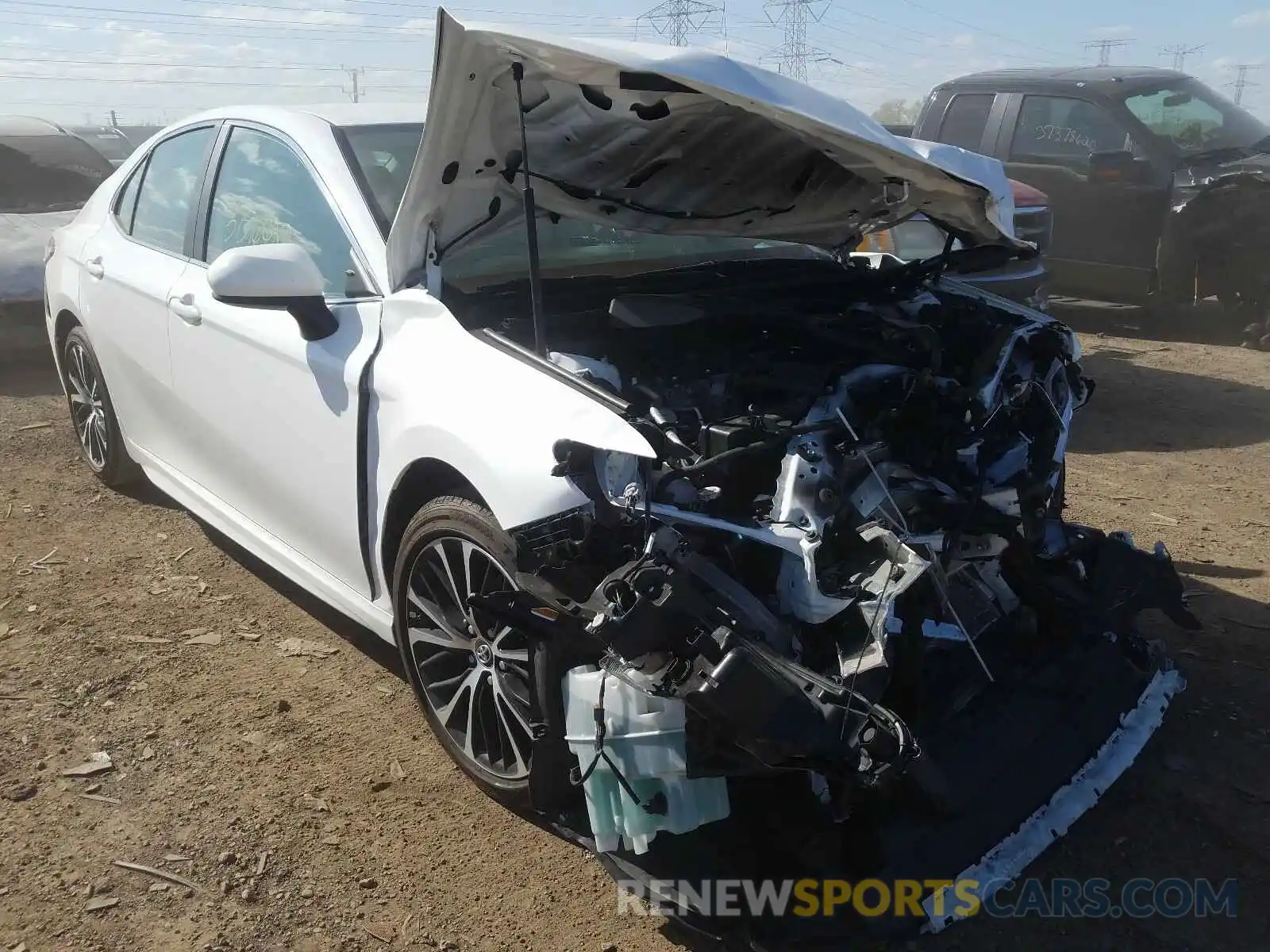 1 Photograph of a damaged car 4T1B11HK1KU173583 TOYOTA CAMRY 2019