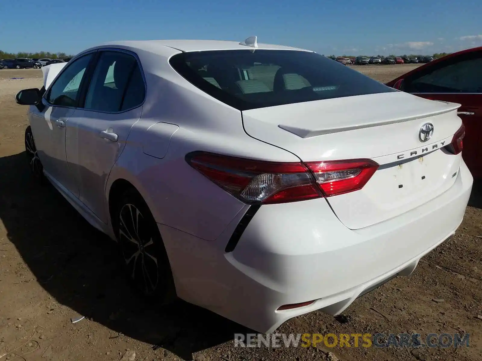 3 Photograph of a damaged car 4T1B11HK1KU173583 TOYOTA CAMRY 2019