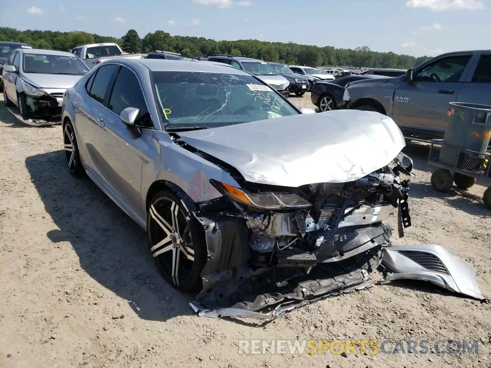 1 Photograph of a damaged car 4T1B11HK1KU176225 TOYOTA CAMRY 2019