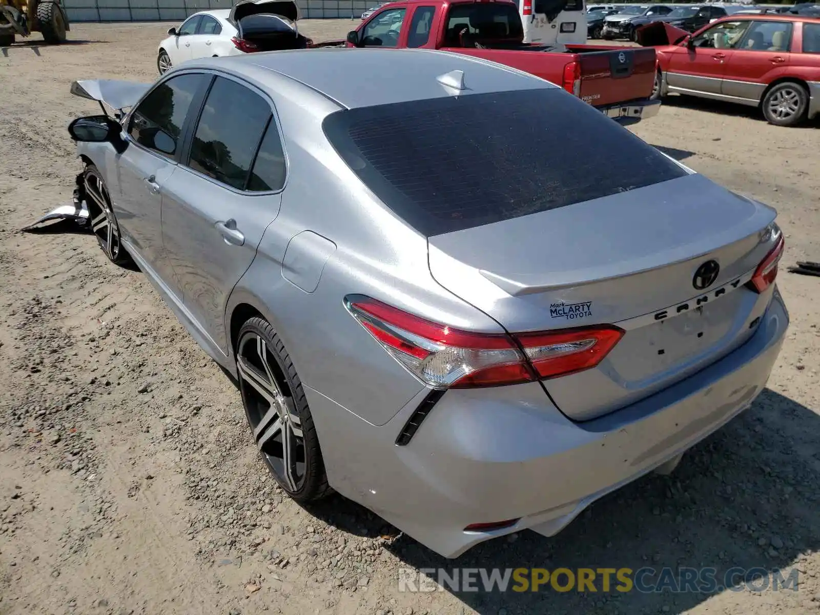 3 Photograph of a damaged car 4T1B11HK1KU176225 TOYOTA CAMRY 2019