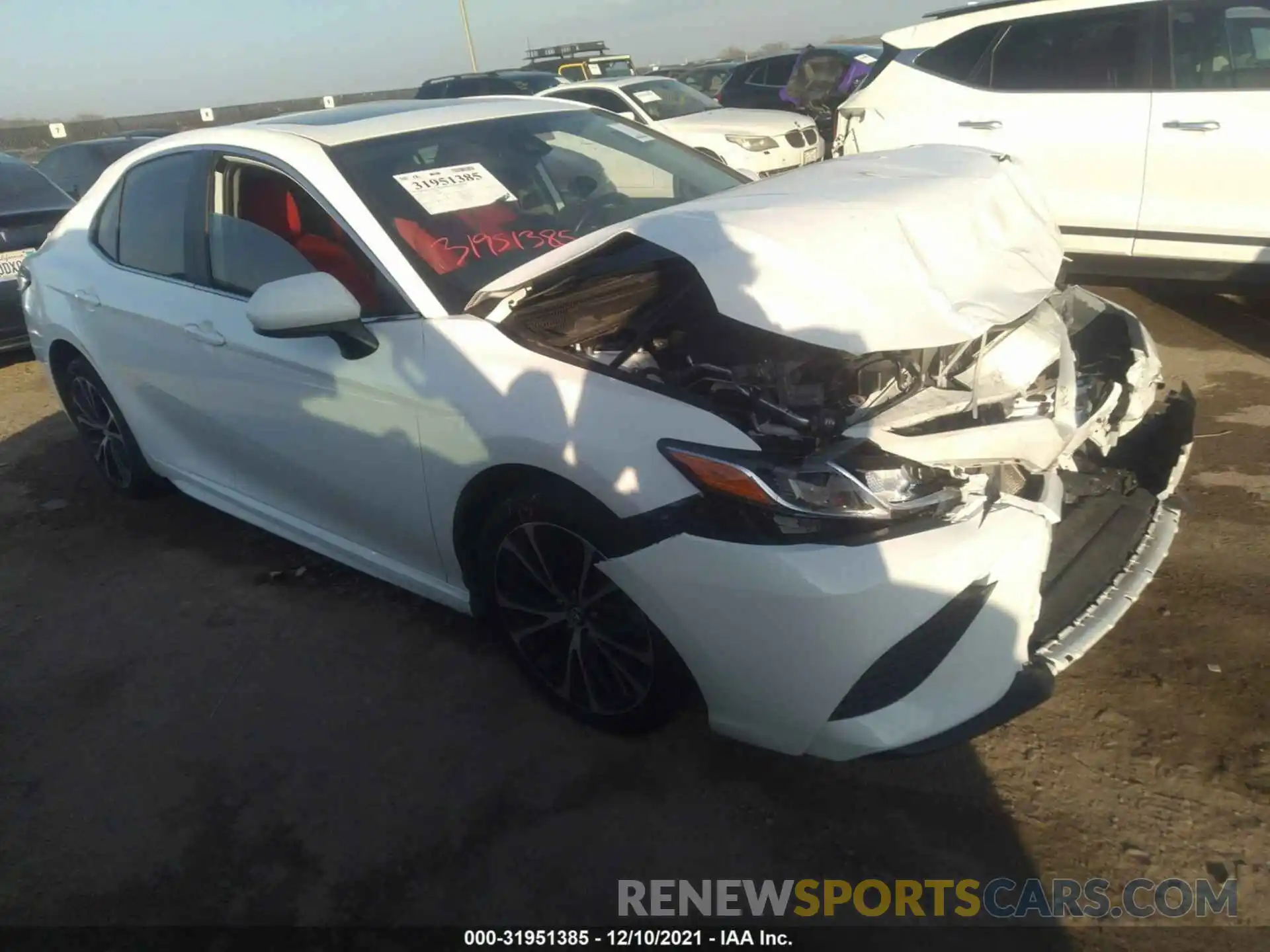 1 Photograph of a damaged car 4T1B11HK1KU179688 TOYOTA CAMRY 2019