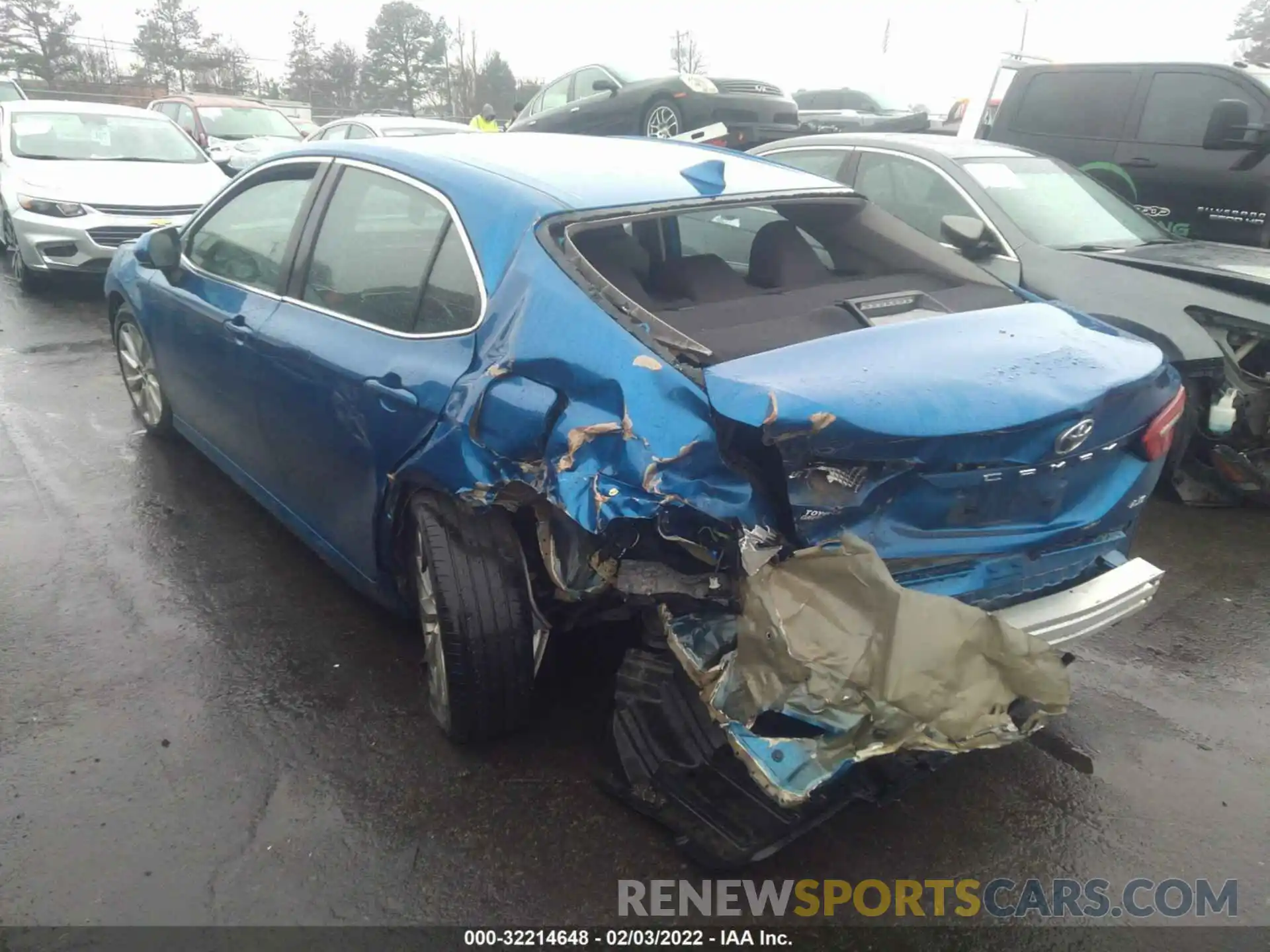 3 Photograph of a damaged car 4T1B11HK1KU180825 TOYOTA CAMRY 2019