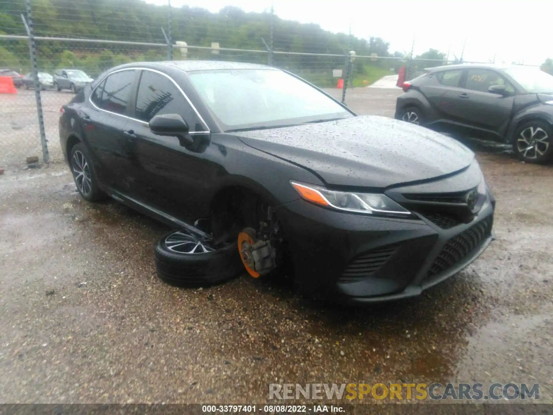 1 Photograph of a damaged car 4T1B11HK1KU183627 TOYOTA CAMRY 2019