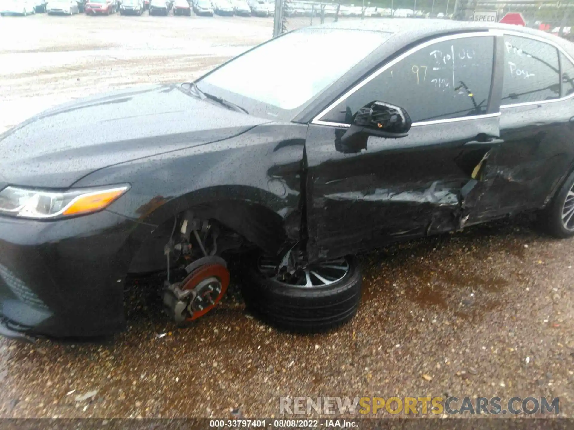 6 Photograph of a damaged car 4T1B11HK1KU183627 TOYOTA CAMRY 2019