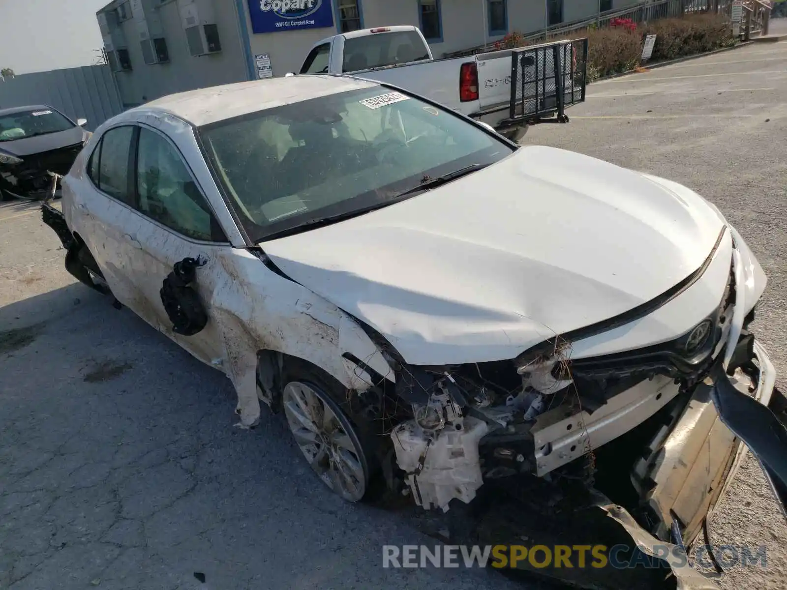 1 Photograph of a damaged car 4T1B11HK1KU185085 TOYOTA CAMRY 2019