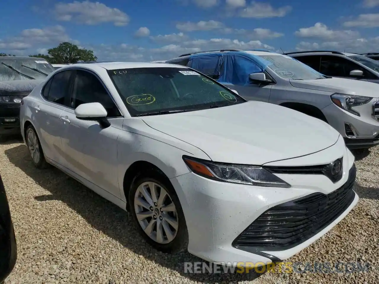 1 Photograph of a damaged car 4T1B11HK1KU185765 TOYOTA CAMRY 2019