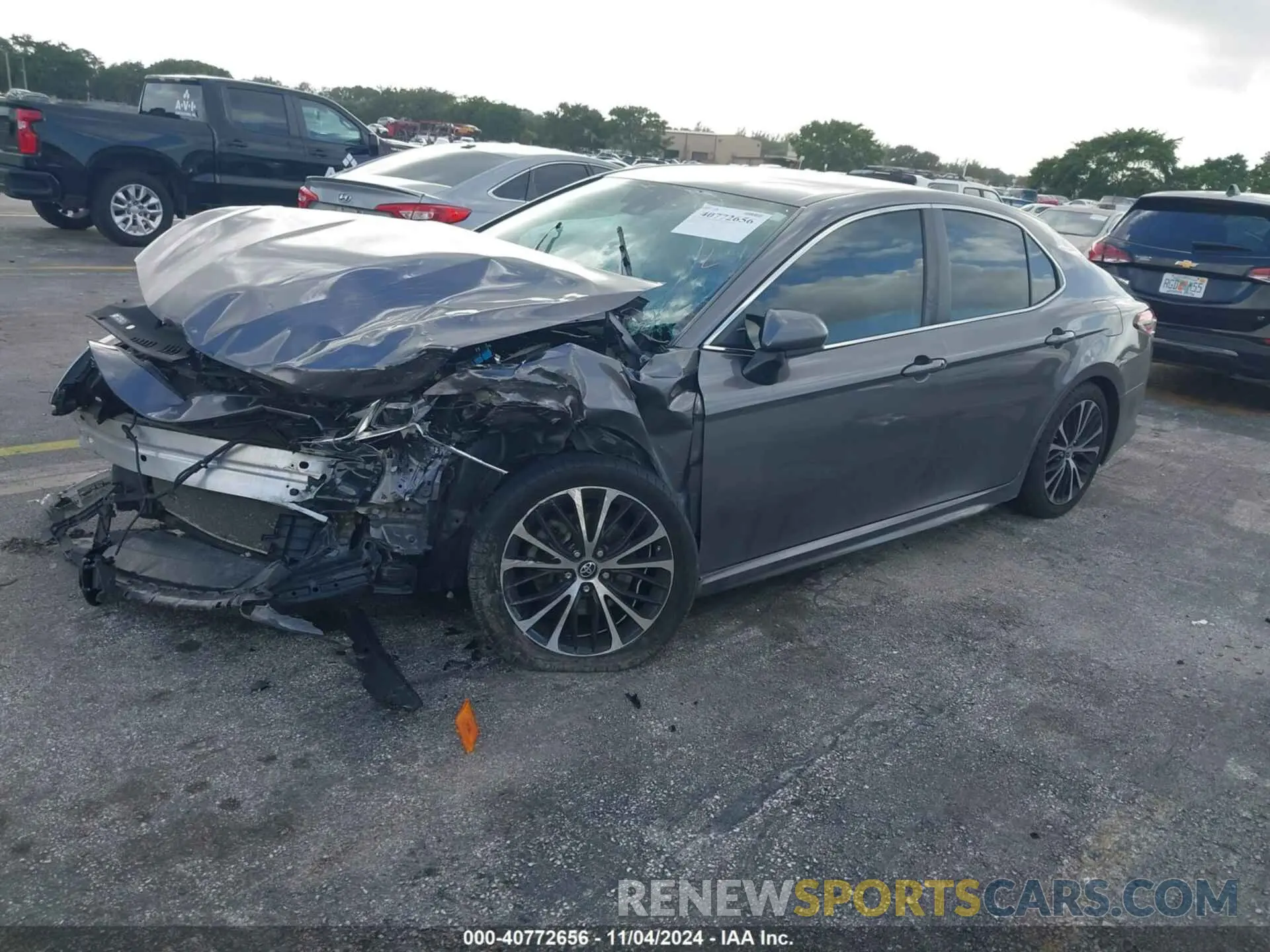 2 Photograph of a damaged car 4T1B11HK1KU187886 TOYOTA CAMRY 2019