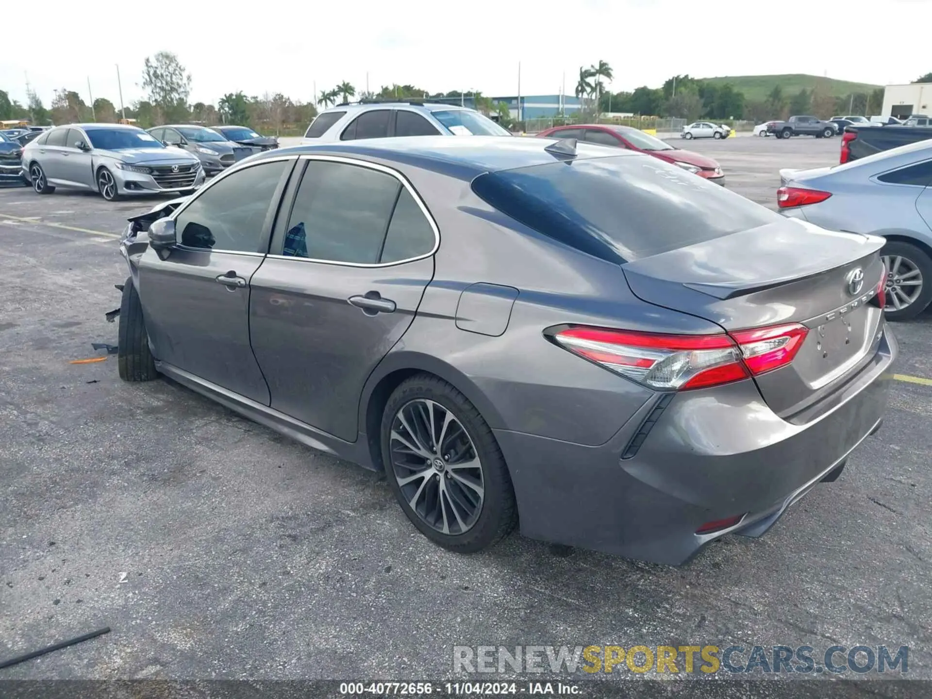 3 Photograph of a damaged car 4T1B11HK1KU187886 TOYOTA CAMRY 2019