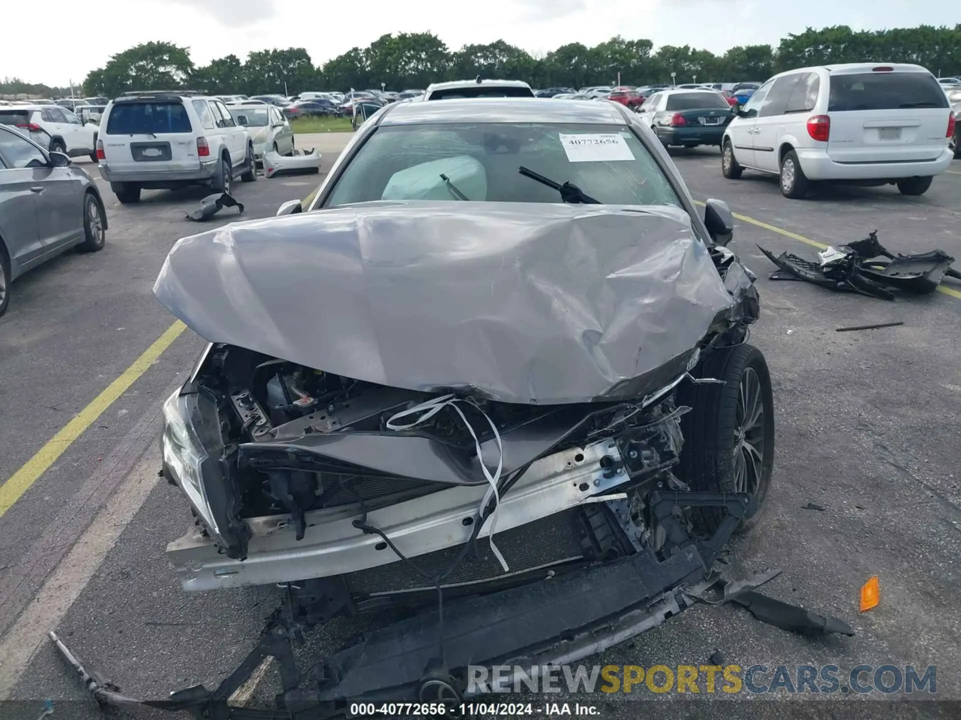 6 Photograph of a damaged car 4T1B11HK1KU187886 TOYOTA CAMRY 2019