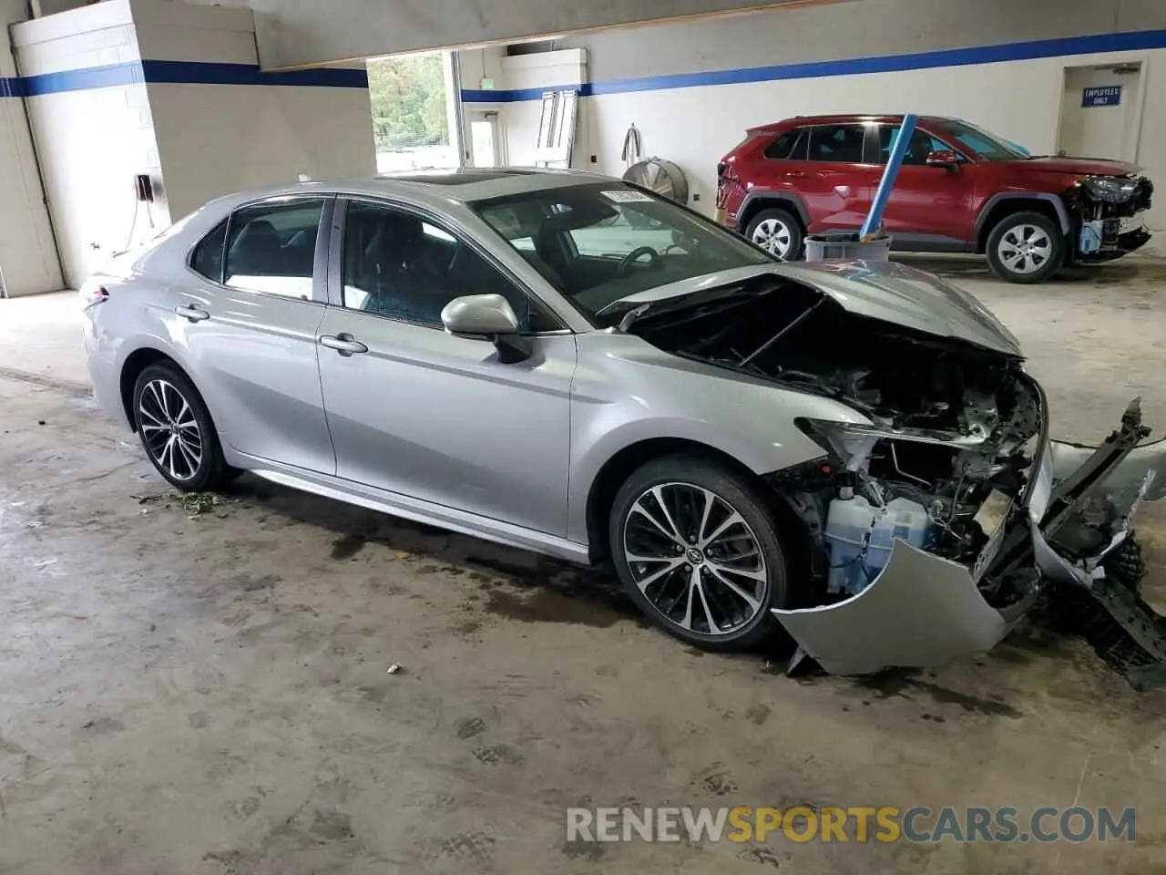 4 Photograph of a damaged car 4T1B11HK1KU189086 TOYOTA CAMRY 2019