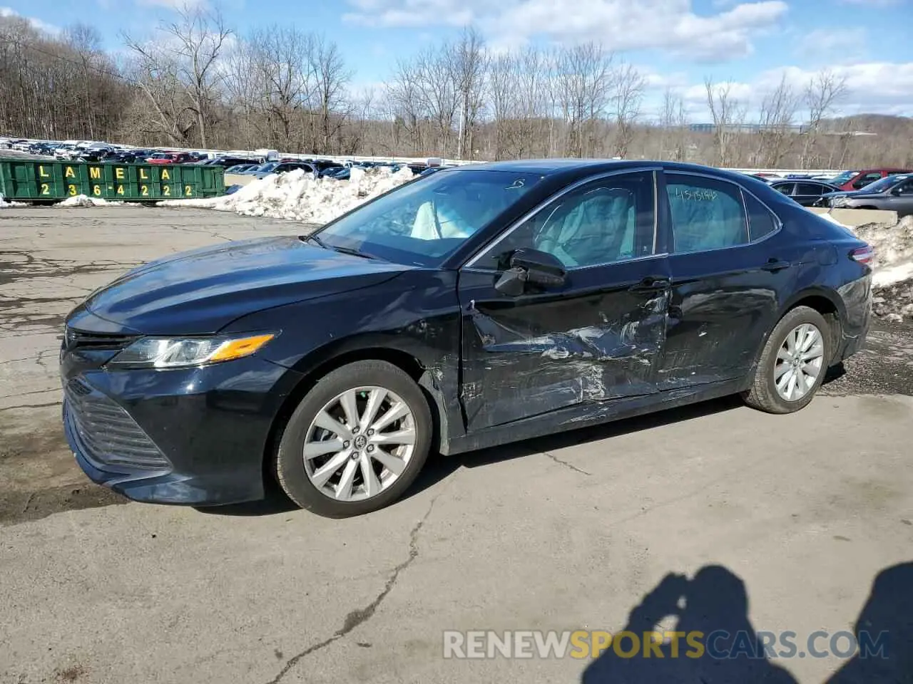 1 Photograph of a damaged car 4T1B11HK1KU190562 TOYOTA CAMRY 2019