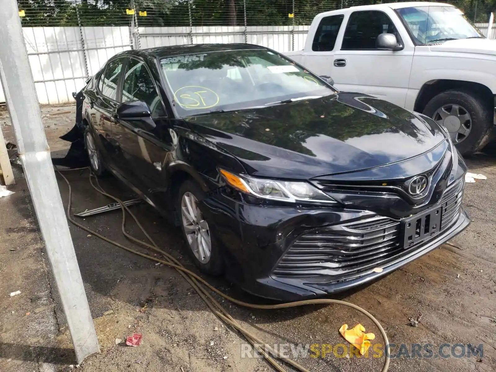 1 Photograph of a damaged car 4T1B11HK1KU198015 TOYOTA CAMRY 2019