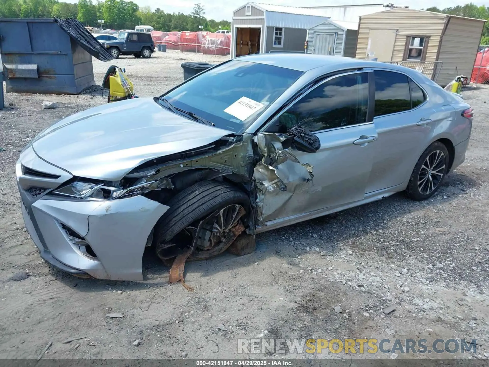 2 Photograph of a damaged car 4T1B11HK1KU204024 TOYOTA CAMRY 2019