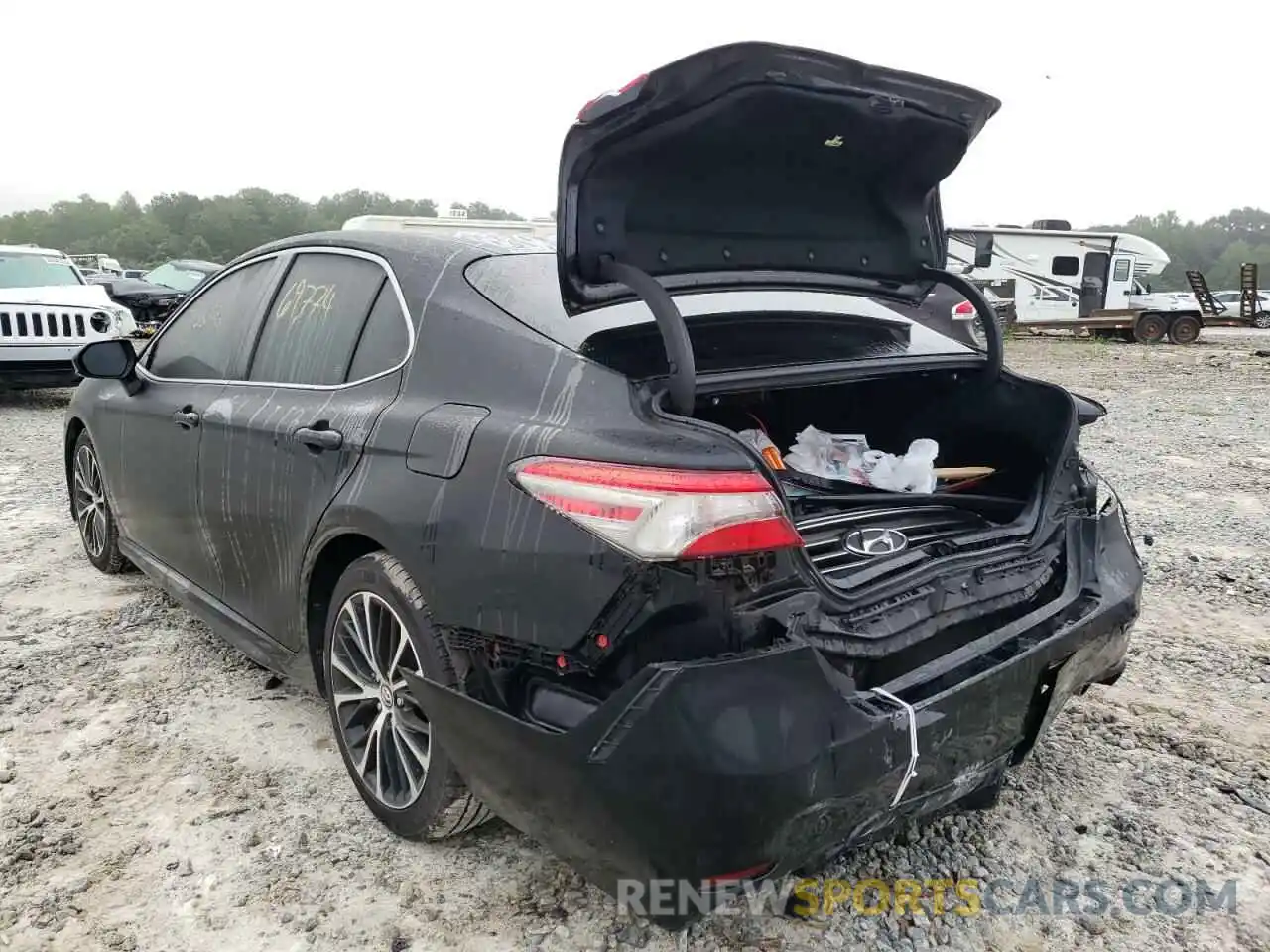 3 Photograph of a damaged car 4T1B11HK1KU204556 TOYOTA CAMRY 2019