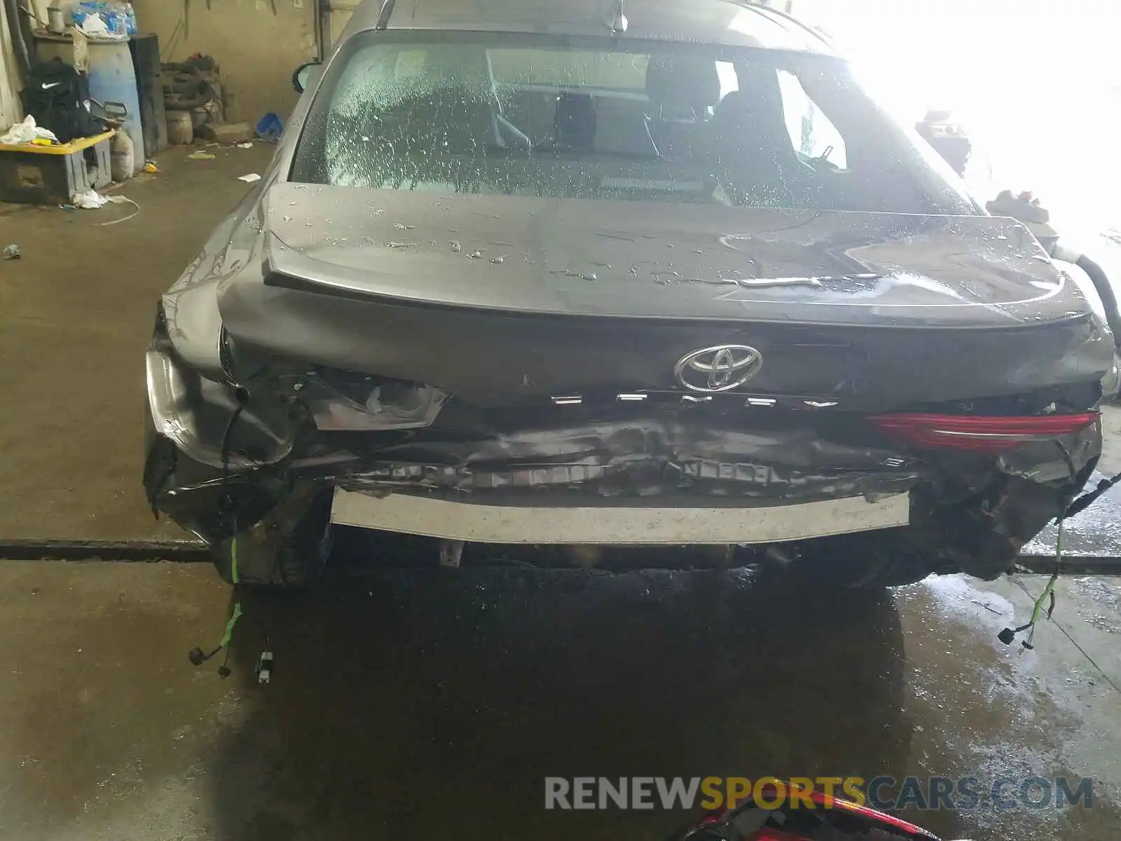 9 Photograph of a damaged car 4T1B11HK1KU204802 TOYOTA CAMRY 2019