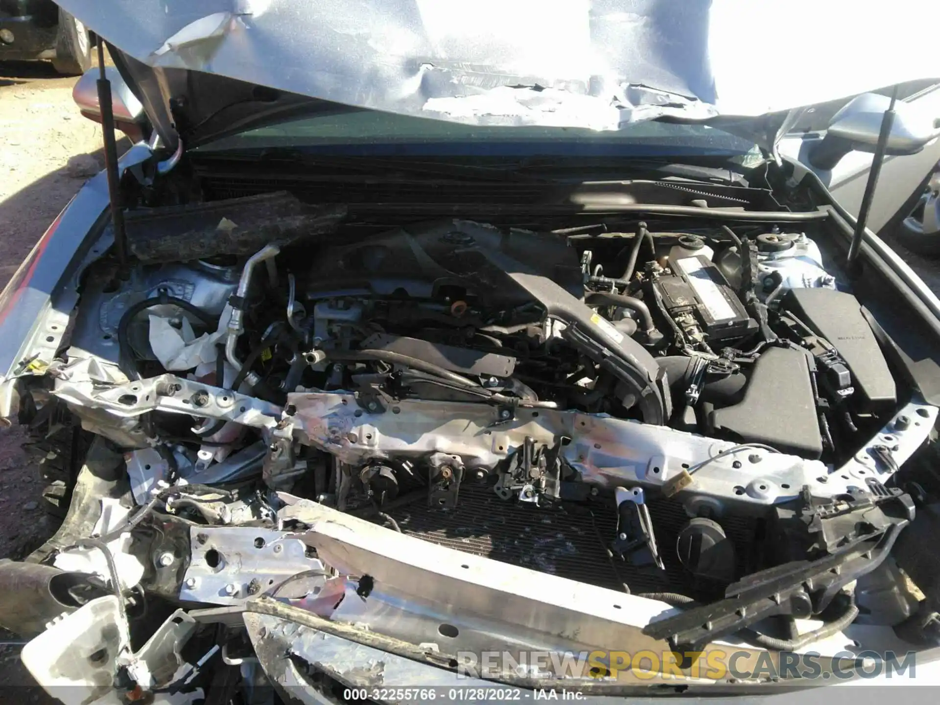 10 Photograph of a damaged car 4T1B11HK1KU204945 TOYOTA CAMRY 2019